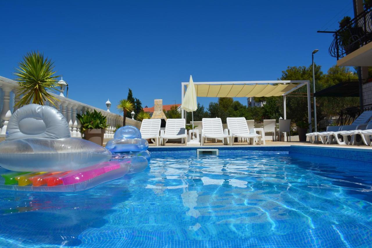 Apartments Curic Trogir Exterior photo